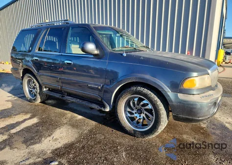 1999 Lincoln Navigator from USA, damaged, VIN 5LMRU27L2XLJ10492